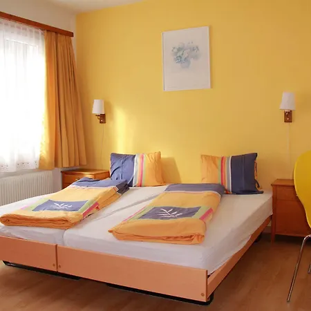 Heino Πανσιόν 3*