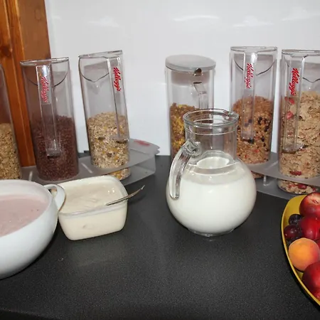 Pensión Heino Saas-Grund